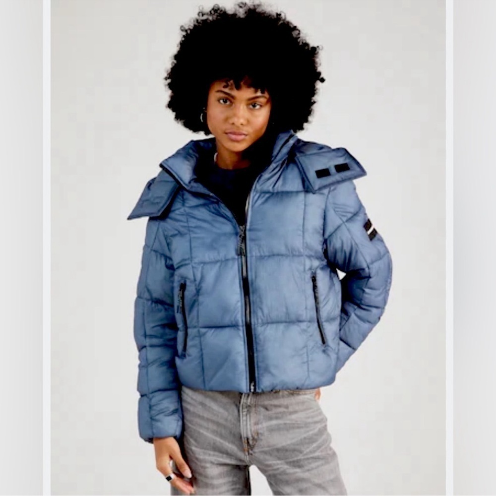 Urban Outfitters Unisex Iets Frans Recycled Hooded Bomber Puffer Jacket NWT